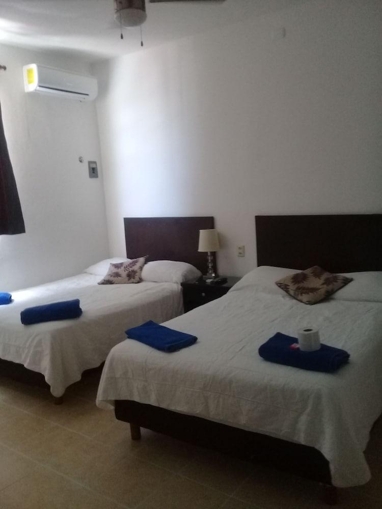 Hotel Villa Fontana Chetumal Exterior photo